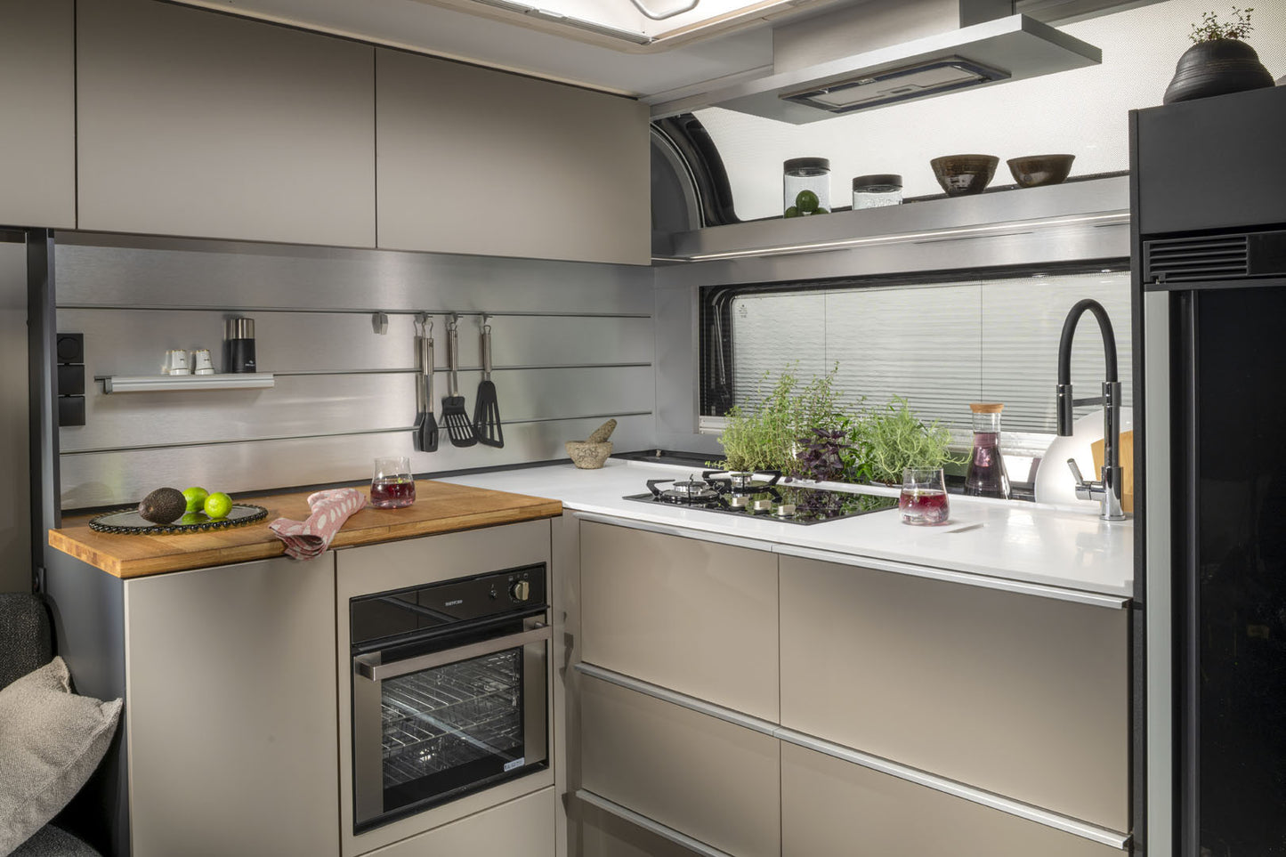 Adria Astella 904 HP Mobile Home