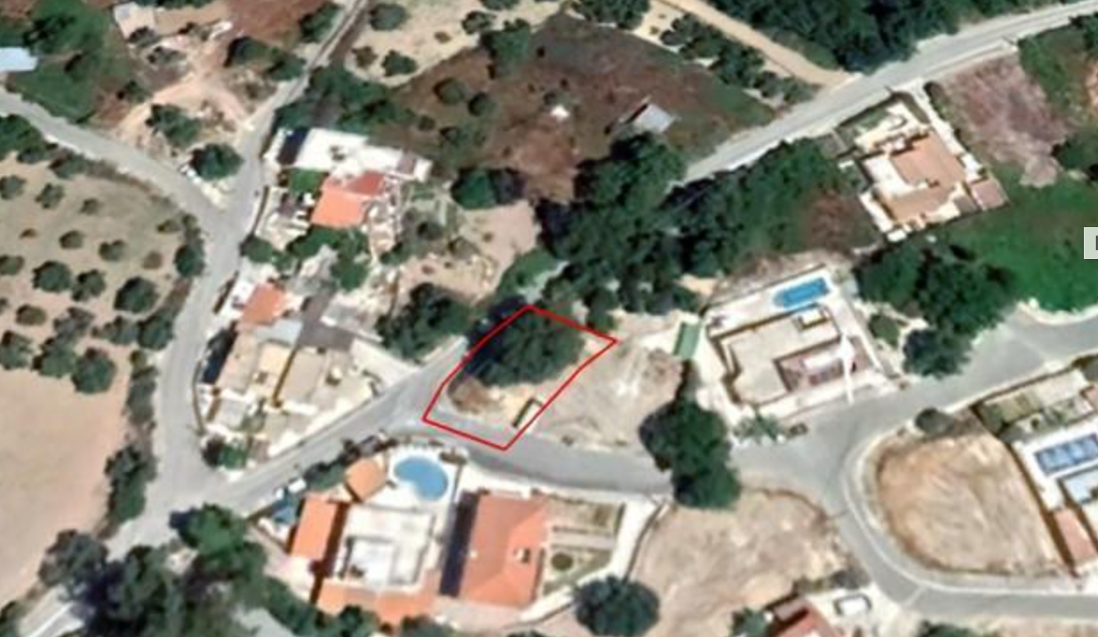 335 SQM Plot in Stroumbi, Paphos